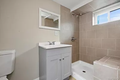 160 Argyle Avenue, Uniondale, NY 11553 - Photo 26