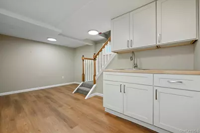 160 Argyle Avenue, Uniondale, NY 11553 - Photo 22