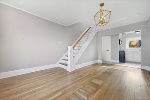 160 Argyle Ave, Uniondale, NY 11553 - Photo 2