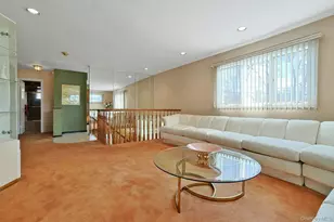 25 Tennyson Dr, Nanuet, NY 10954 - Photo 10