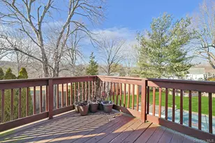 25 Tennyson Dr, Nanuet, NY 10954 - Photo 34