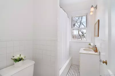 15 Meadow Avenue #6, Bronxville, NY 10708 - Photo 16