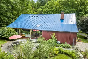 101 Drake Rd, Pleasant Valley, NY 12569 - Photo 2