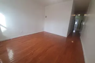 107-37 Van Wyck Expy, Jamaica, NY 11435 - Photo 32