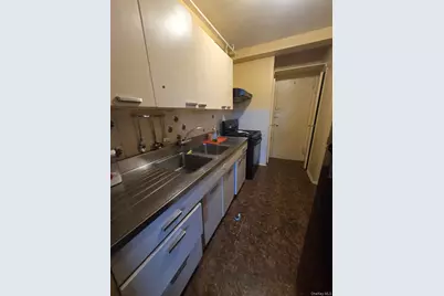 8 Fordham Hill Oval #6B, Bronx, NY 10468 - Photo 6