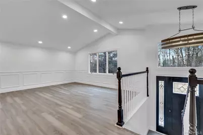 567 Puritan Drive, Shirley, NY 11967 - Photo 10