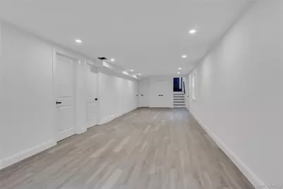 567 Puritan Drive, Shirley, NY 11967 - Photo 20