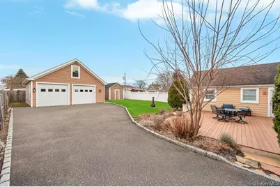 3597 Martha Boulevard, Bethpage, NY 11714 - Photo 28