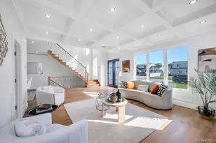 8 Table Ln, Hicksville, NY 11801 - Photo 12