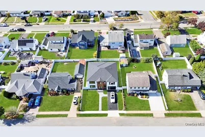 8 Table Lane, Hicksville, NY 11801 - Photo 42