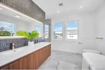 8 Table Lane, Hicksville, NY 11801 - Photo 30