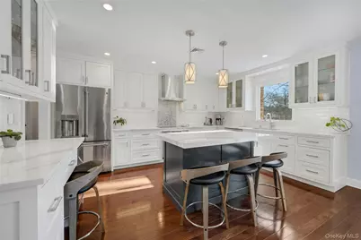 30 Highclere Lane, Valhalla, NY 10595 - Photo 8