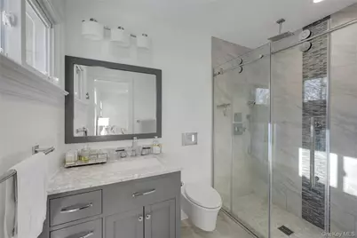 30 Highclere Lane, Valhalla, NY 10595 - Photo 18