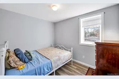 16 Oak Avenue, Flanders, NY 11703 - Photo 14