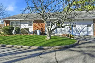 128D Exmore Ct, Ridge, NY 11961 - Photo 28