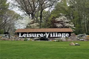 128D Exmore Ct, Ridge, NY 11961 - Photo 34