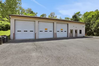 16 Sloop Hill Road, New Windsor, NY 12553 - Photo 2