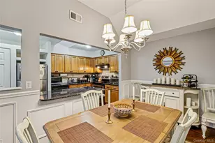 4 Southgate Cir, Massapequa Park, NY 11762 - Photo 12