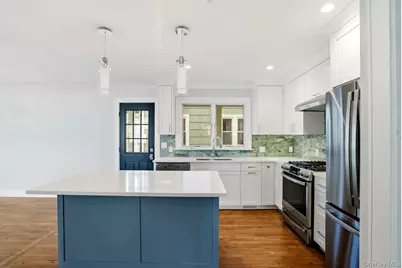 71 Henry Avenue #A, Harrison, NY 10528 - Photo 4