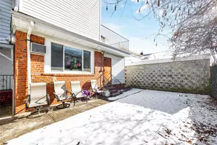 70-42 173rd St, Fresh Meadows, NY 11365 - Photo 24