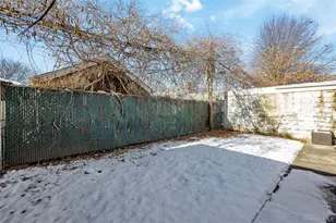 70-42 173rd St, Fresh Meadows, NY 11365 - Photo 26