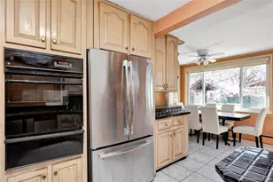 70-42 173rd St, Fresh Meadows, NY 11365 - Photo 12