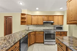 2474 Margaret St, Bellmore, NY 11710 - Photo 10