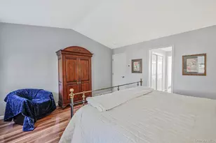 115 Willow Wood Dr, Oakdale, NY 11769 - Photo 18