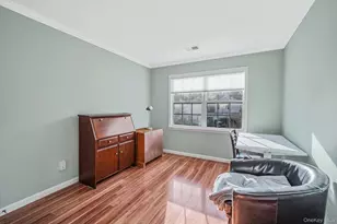 115 Willow Wood Dr, Oakdale, NY 11769 - Photo 22