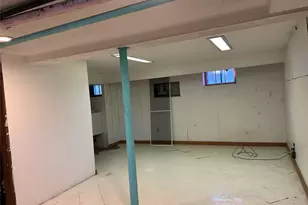 70 E Beverly Pkwy, Valley Stream, NY 11580 - Photo 20