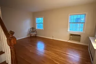 956 Cherry Ln, Floral Park, NY 11001 - Photo 4