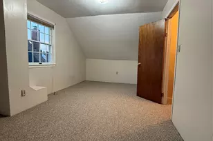 956 Cherry Ln, Floral Park, NY 11001 - Photo 14