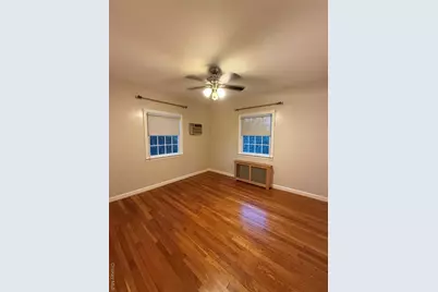 956 Cherry Lane, Floral Park, NY 11001 - Photo 8