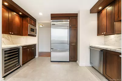 1 Renaissance Square #15E, White Plains, NY 10601 - Photo 6