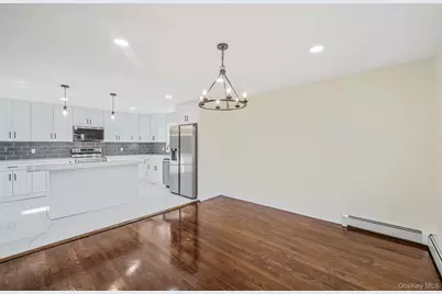 95 Berkshire Drive, Farmingville, NY 11738 - Photo 4