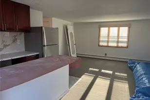 10 Marsulin Dr, Syosset, NY 11791 - Photo 20