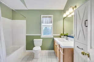 346 Victory Dr, Ronkonkoma, NY 11779 - Photo 26