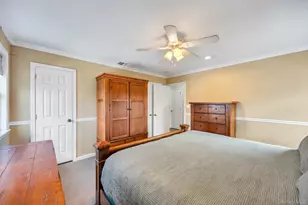 346 Victory Dr, Ronkonkoma, NY 11779 - Photo 22