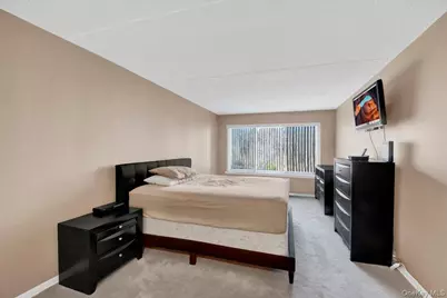 400 High Point Drive #PH6, Hartsdale, NY 10530 - Photo 18