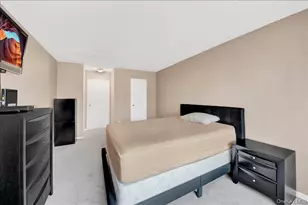 400 High Point Dr, Hartsdale, NY 10530 - Photo 20