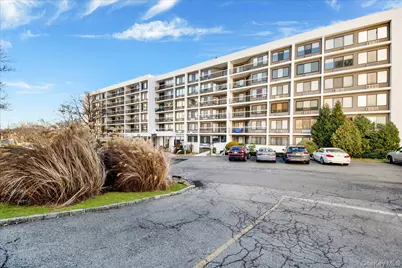 400 High Point Drive #PH6, Hartsdale, NY 10530 - Photo 2