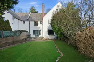 40 Franklin Ct, Garden City, NY 11530 - Photo 44