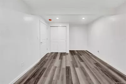 103 N Pierpont Avenue, Newburgh, NY 12550 - Photo 16