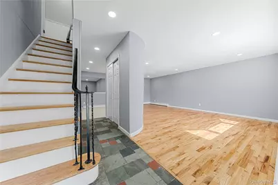 188 W End Avenue, Shirley, NY 11967 - Photo 6