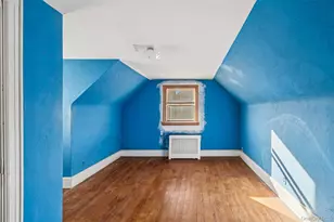 41 Goldenrod Ave, Franklin Square, NY 11010 - Photo 18