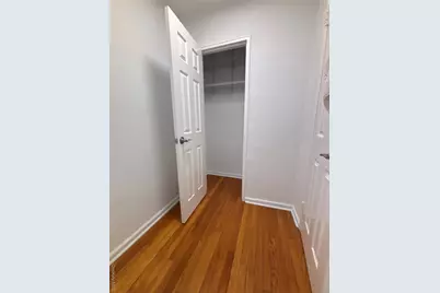 50 S Middle Neck Road #2L, Great Neck, NY 11021 - Photo 8