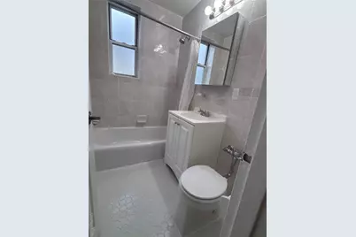 50 S Middle Neck Road #2L, Great Neck, NY 11021 - Photo 6