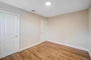 12 Chelmsford Dr, Wheatley Heights, NY 11798 - Photo 16