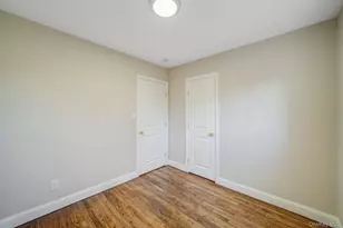 12 Chelmsford Dr, Wheatley Heights, NY 11798 - Photo 18