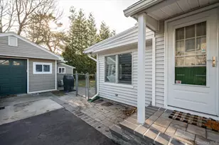 245 53rd St, Lindenhurst, NY 11757 - Photo 18